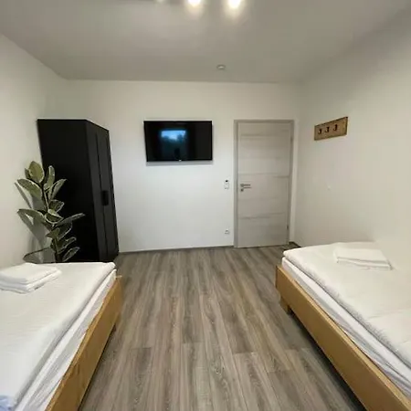 Tolles Gaestehaus An Der Wurzel Semesterbostad Hürtgenwald