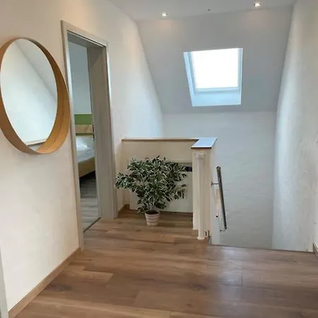 Tolles Gaestehaus An Der Wurzel Semesterbostad